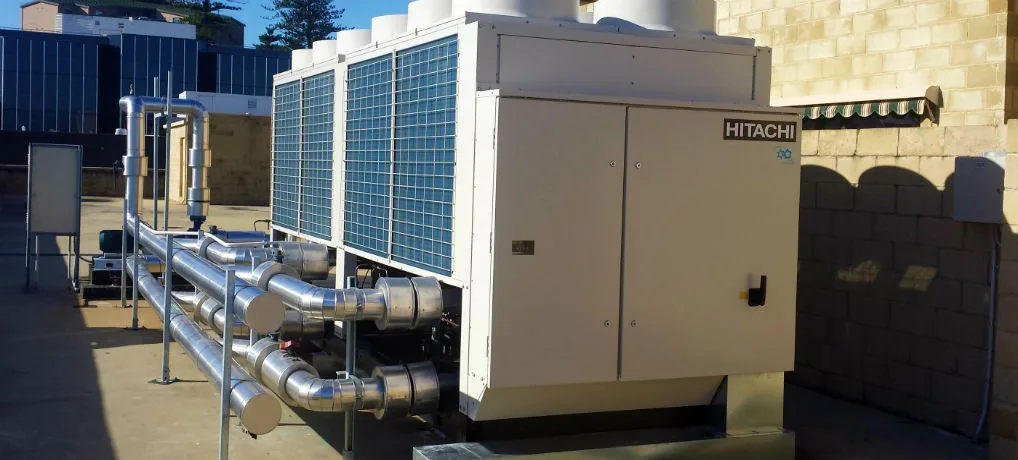 Chiller Hitachi condensação a ar